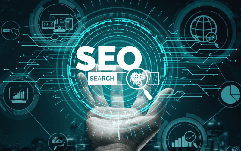 SEO là viết tắt của Search Engine Optimization. SEO là quá trình tối ưu hóa website đạt các tiêu chí về thuật toán xếp hạng của các công cụ tìm kiếm.